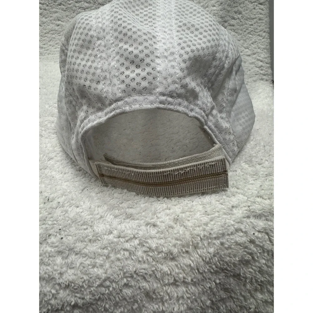 Duluth Trading Co White Mesh Performance 5-Panel Hat Adjustable Athletic Cap